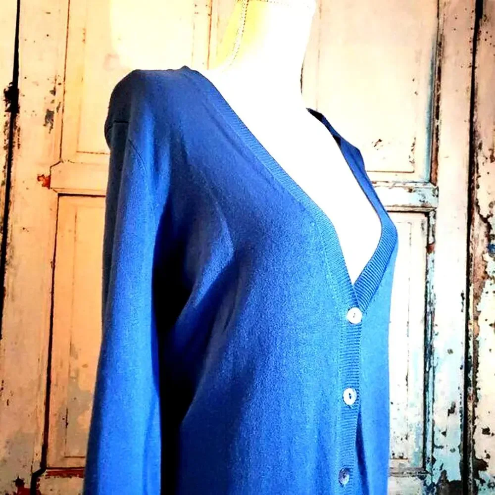 Carol Rose Cardigan Sweater Size 12 Long Sleeve Buttons Classic Soft Knit Blue
